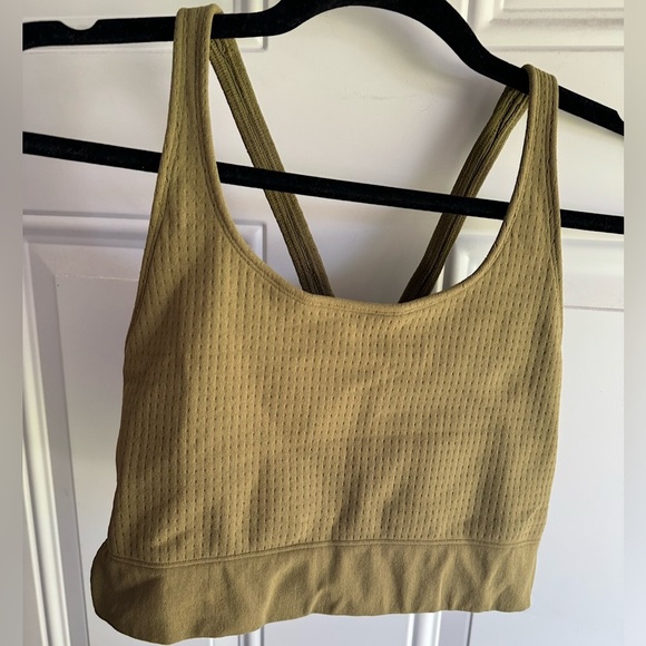 WORN ONCE Fabletics NO-BOUNCE SCULPTKNIT® BRA In Color Moss Green LIKE NEW - Picture 4 of 17